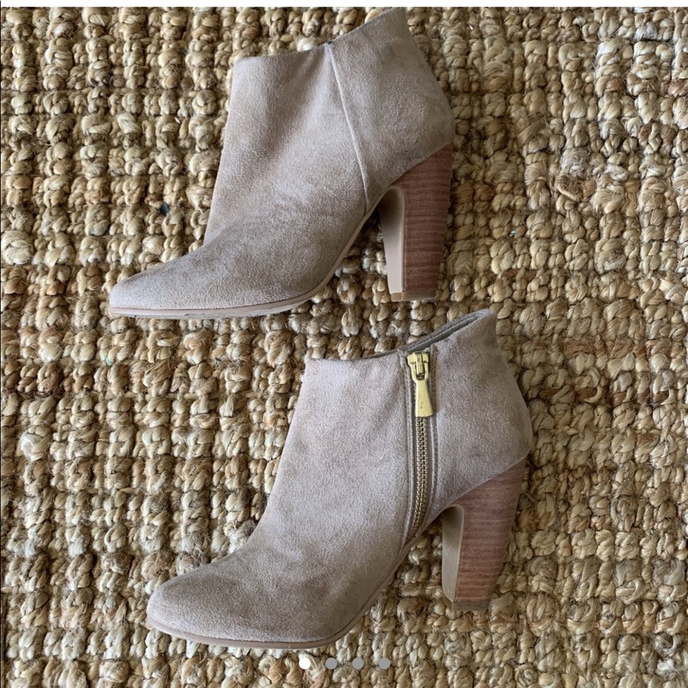 Taupe suede heel booties